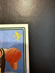 2021-22 Onyx Vintage – Sabrina Ionescu #VASI On Card Autograph (AU)