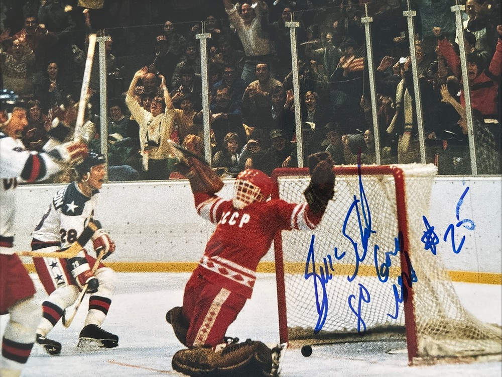 BUZZ SCHNEIDER USA OLYMPIC HOCKEY MIRACLE ON ICE AUTOGRAPHED 8X10 #4