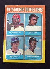1975 Topps – 1975 Rookie Outfielders Fred Lynn, , Tom Poquette #622 crease