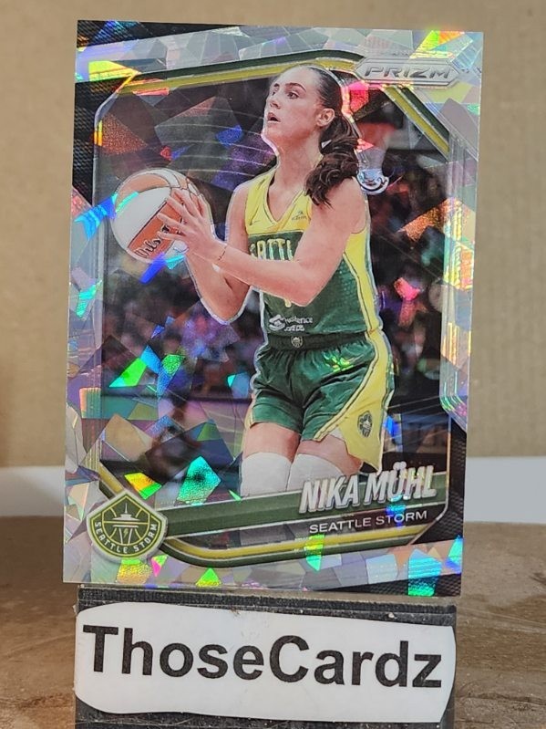 2025 Panini WNBA Cracked Ice Prizm #127 Nika Muhl