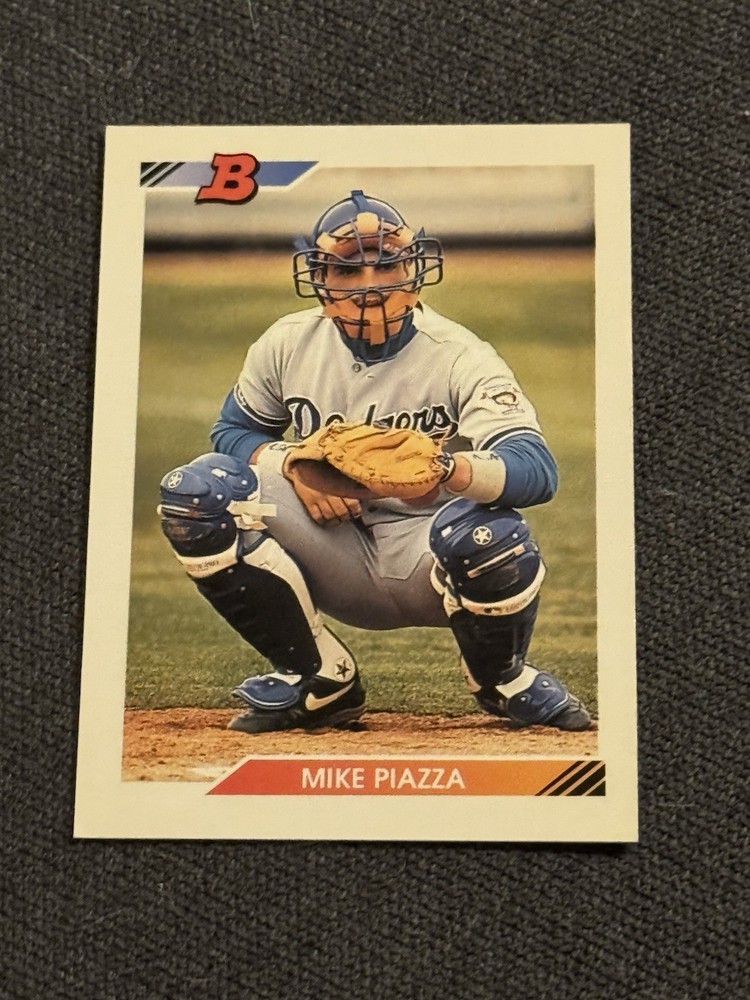 1992 Bowman – Mike Piazza #461 (RC)