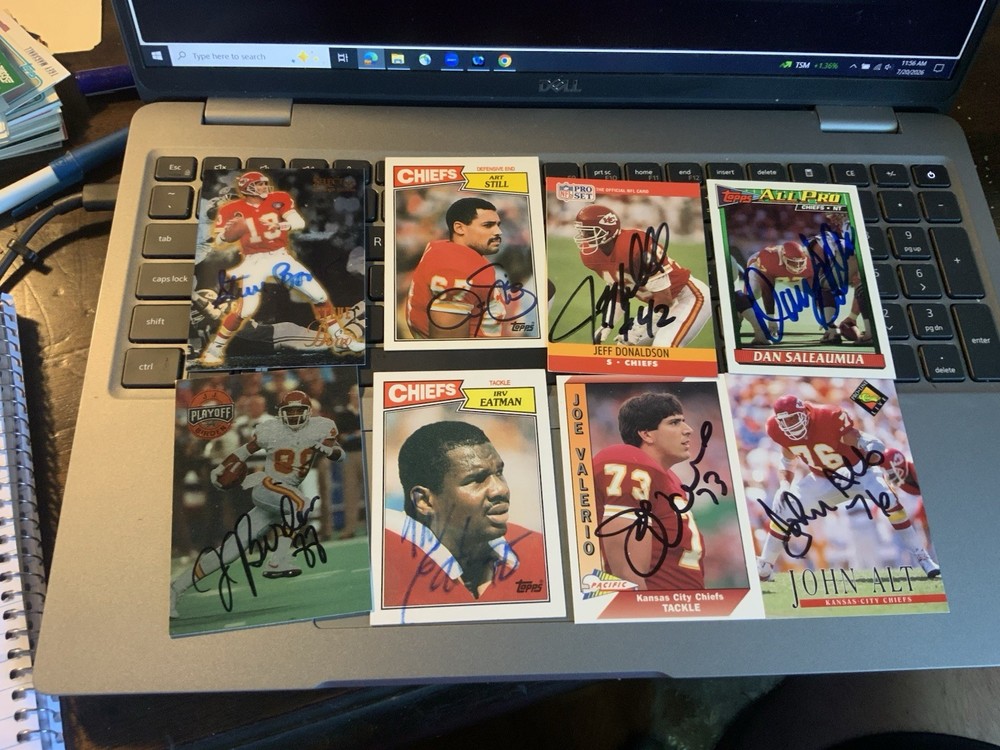 Kansas City Chiefs 29 Card Autograph Lot 1980-present See Photos