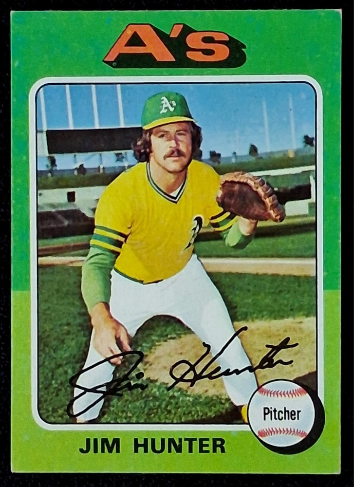 1975 Topps JIM Catfish HUNTER 230 Vintage HOF Oakland A&rsquo;s Card EXMT Raw Sharp
