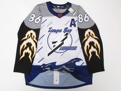 TAMPA BAY LIGHTNING ANY NAME / NUMBER AUTHENTIC ADIDAS REVERSE RETRO 2.0 JERSEY
