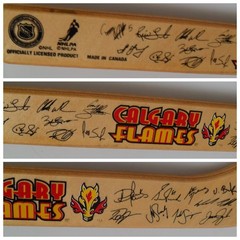 Calgary Flames Mini Stick – 2 Sticks – 2004 Confernece Champ & 1999-01 Team Auto
