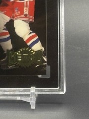 1996-97 Fleer Metal Universe Wayne Gretzky Lethal Weapon SGC 7