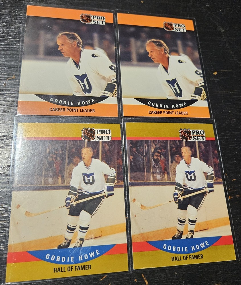660 & 654 GORDIE HOWE ERROR NO 32 + CORRECTED SEASONS 32 1990-91 PRO SET WHALERS