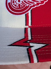 Vintage Starter Detroit Red Wings NHL Shockwave Adjustable Strap Hat Cap