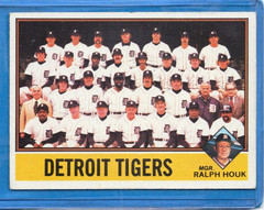 1976 Topps Baseball Cards Complete Your set – You Pick Your Favorites 201-440
