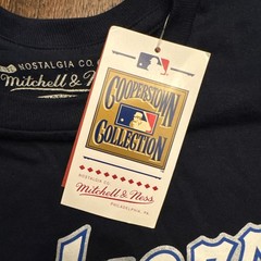 Los Angeles Dodgers Mitchell & Ness T Shirt Medium Navy NWT Script Logo (Flaw)