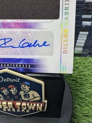 2025 Panini Origins – Rookie Jumbo Patch Autographs Dillon Gabriel #RJJ-DGL (AU,