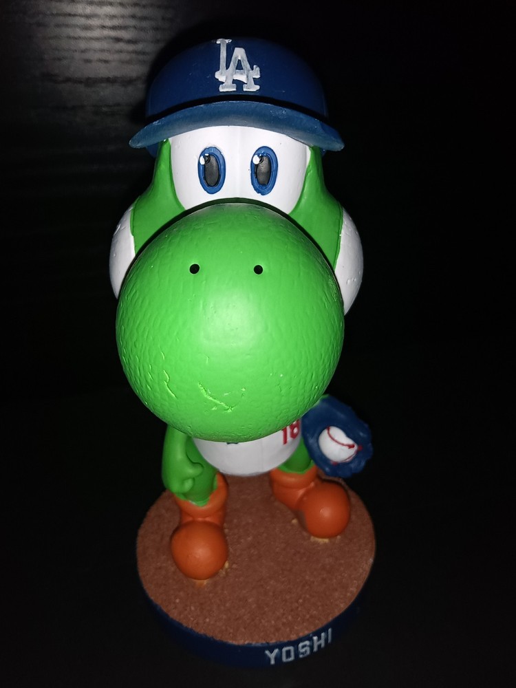 YOSHI Dodgers Bobblehead Super Mario Galaxy Movie SGA Collectible NEW IN HAND