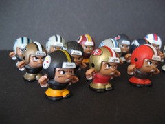 NFL Series 4 TEENY MATES 1&Prime; Collectible Toy Figures (Your Choice) Football
