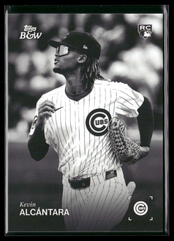 2025 Topps Black & White #100 Kevin Alcántara
