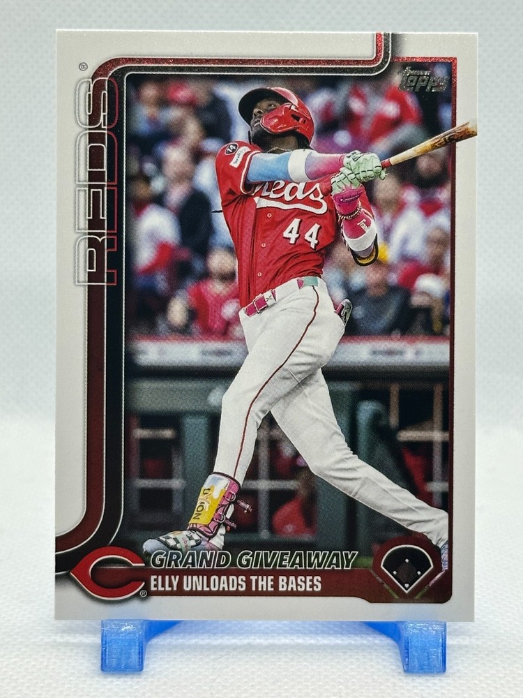 Grand Giveaway – De La Cruz 2025 Topps Update Series #US235 – Cincinnati Reds