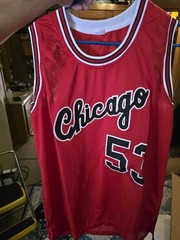 (L) Artis Gilmore Signed Bulls Jersey HOF 11 Chicago 1976-1982 W/ Old Topps Card