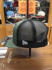 New Era Chicago White Sox camouflage Trucker SnapBack