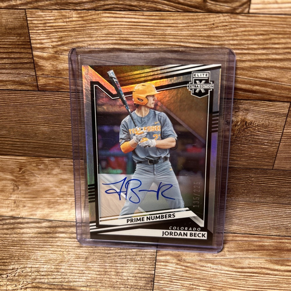 2022 Panini Elite Extra Edition Jordan Beck #38 Signatures (RC) On Card Auto/225