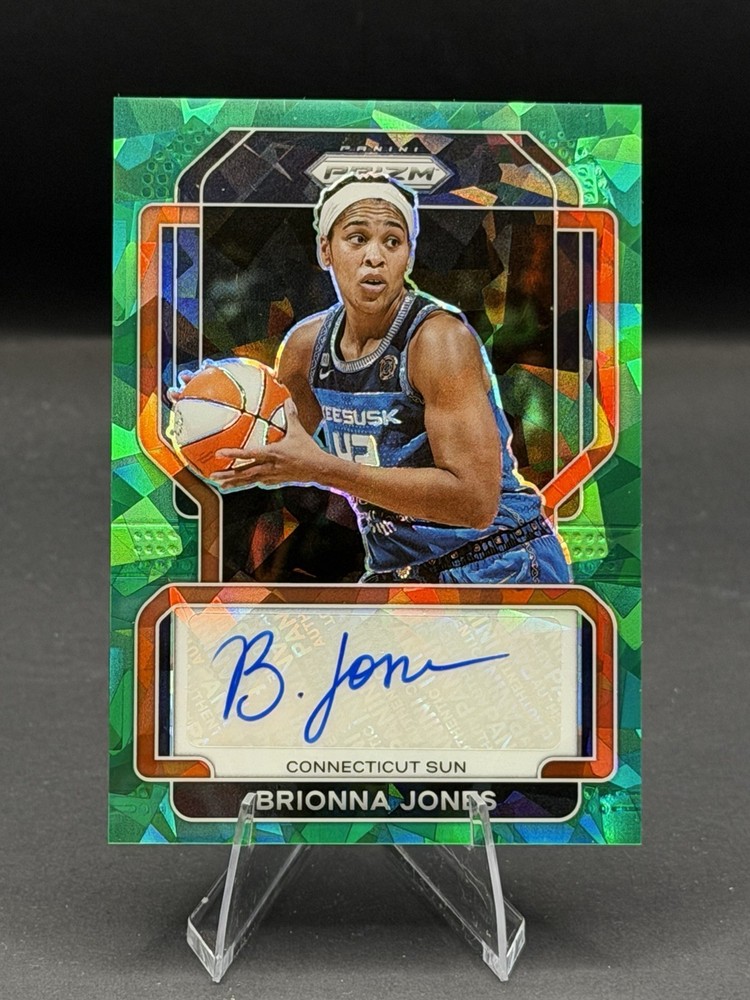 Brionna Jones Auto Green Cracked Ice 🏀 2022 Panini Prizm WNBA Connecticut Sun