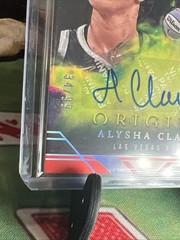 2024 Panini Origins WNBA – Universal Autographs Alysha Clark #UA-ALC Red /99…