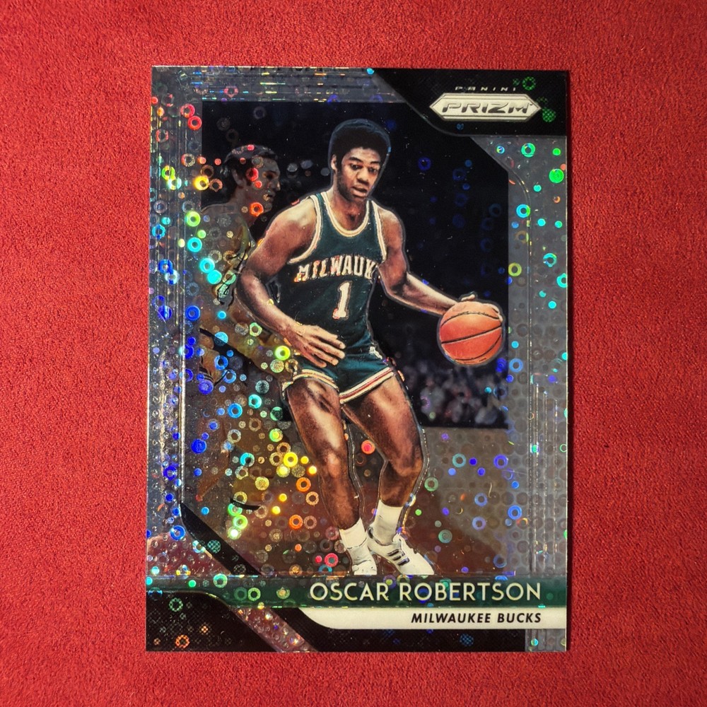 2018-19 Panini Prizm – Oscar Robertson #125 Silver Disco Prizm