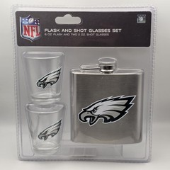 Pro Specialties Group Philadelphia Eagles Flask And Shot Glass Set