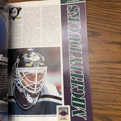 1997 NHL Yearbook – Team stats, previews and Season reviews – Complete Stats