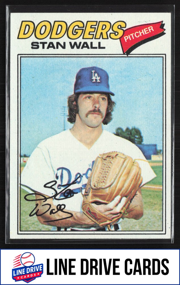 1977 Topps #88 Stan Wall Los Angeles Dodgers VG