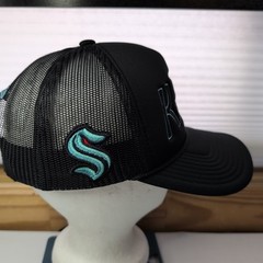 Seattle Kraken NHL Rope Trucker Hat Snapback Mesh Cap Black Blue Script – EX
