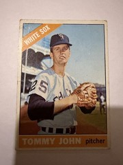 Tommy John 1966 Topps 486