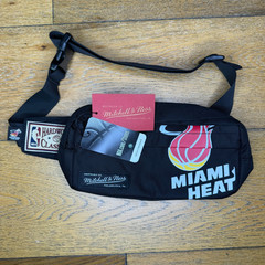 Mitchell & Ness Miami Heat Basketball Hardwood Classics Belt Bag Fanny Pack NWT