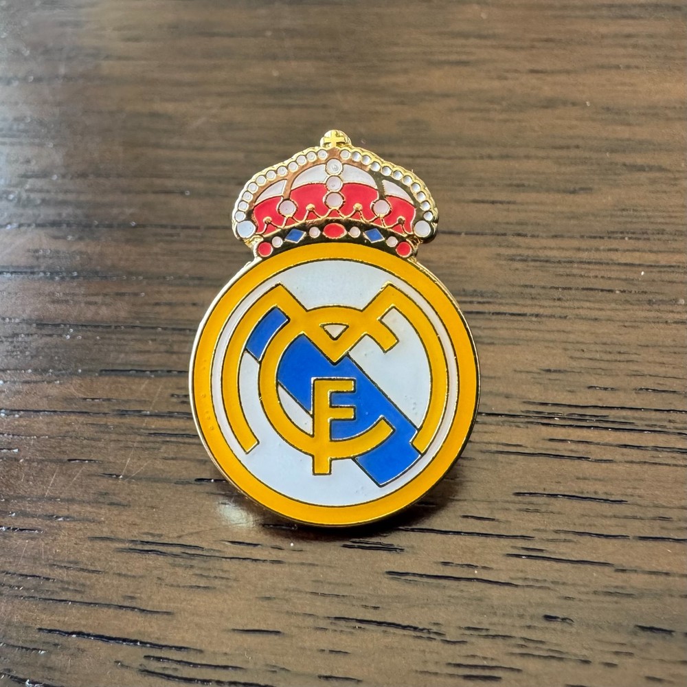 Real Madrid Royal Crown Enamel Lapel Pin Gold Blue Football Soccer Collectible