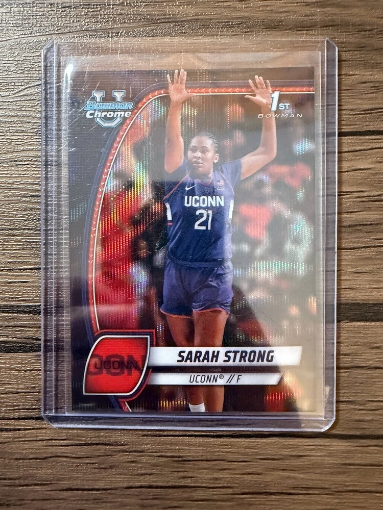 2024-25 Bowman University Chrome – Sarah Strong #62 Black Wave Refractor (RC)