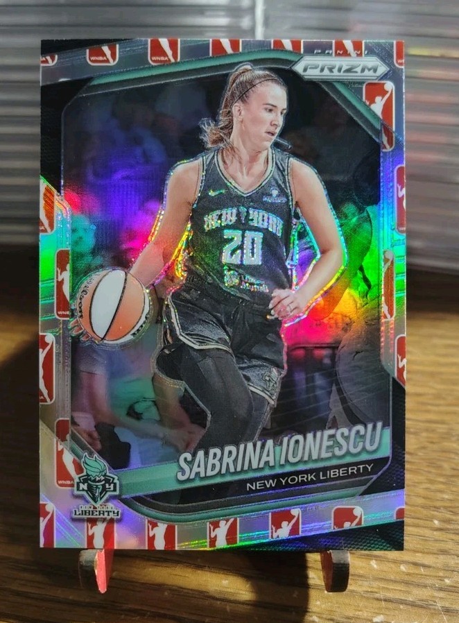 2025 Panini Prizm WNBA – Sabrina Ionescu #19 WNBA Logo Prizm