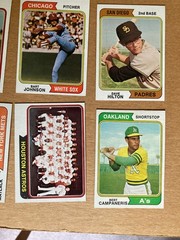 1974 topps baseball cards build your set EX to NM #101 – #200
