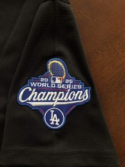 sNWT Shohei Ohtani Dodgers Men&rsquo;s Large Black Away Jersey Stitched #17