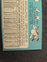 1965 Topps – Jim Kaat #62 Name Misspelled as Katt