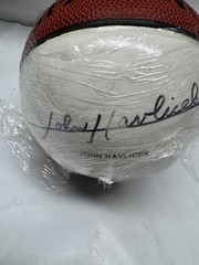 Boston Cletics Spalding NBA MINI BB w/ Autograph – John Havlicek-JSA *Pre-Owned