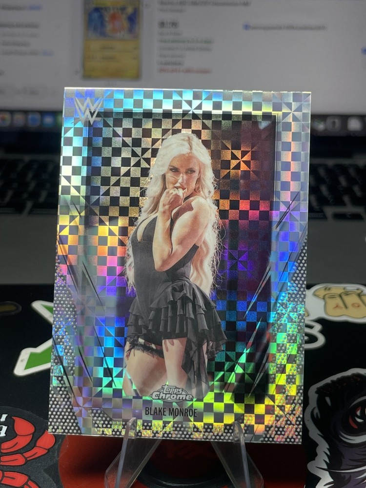 Blake Monroe 2026 Topps Chrome WWE X Fractor #176
