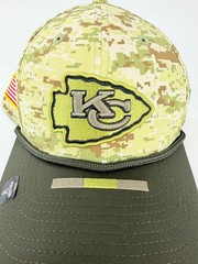 Kansas City Chiefs New Era 39Thirty Size M/L USA Salute to Service Camo Hat Cap