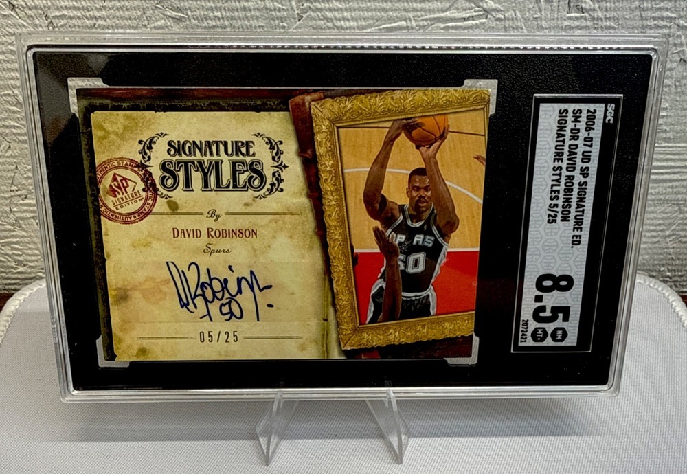 David Robinson Spurs Signed 2006-07 Upper Deck SP #SM-DR #5/25 SGC 8.5 Card