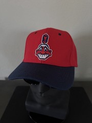 RETRO CHIEF WAHOO ALTERNATE LOGO CURVED BILL ADULT SIZE ADJUSTABLE STRAP HAT NEW