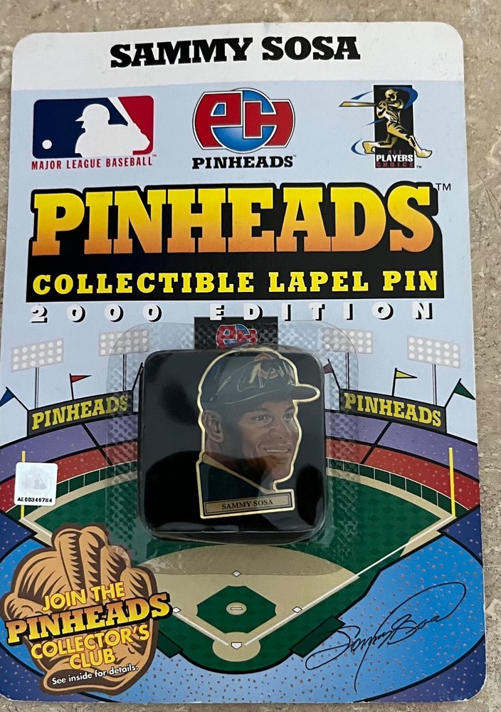 1999 First Edition Pinheads Collectible Pin SAMMY SOSA Chicago Cubs Unopened