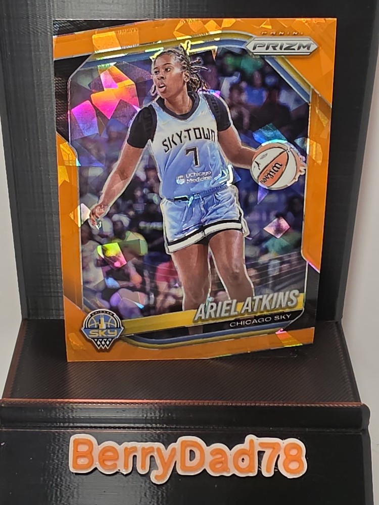 2025 Panini Prizm WNBA – Ariel Atkins #13 Orange Cracked Ice Chicago Sky