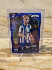 Panini 2025-26 Prizm FIFA Soccer Victor Froholdt COLOR MATCH 10/65 Rookie #265