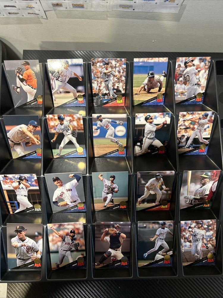 Baseball Cards Complete Your 1993 Leaf Set (#&rsquo;s 1-600 ) NM or Better