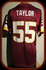 WASHINGTON REDSKINS JASON TAYLOR REEBOK ON FIELD REPLICA JERSEY ADULT SMALL NWOT
