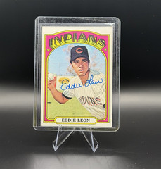 Topps Eddie Leon Cleveland Indians Autographed Baseball Card #721 Vintage