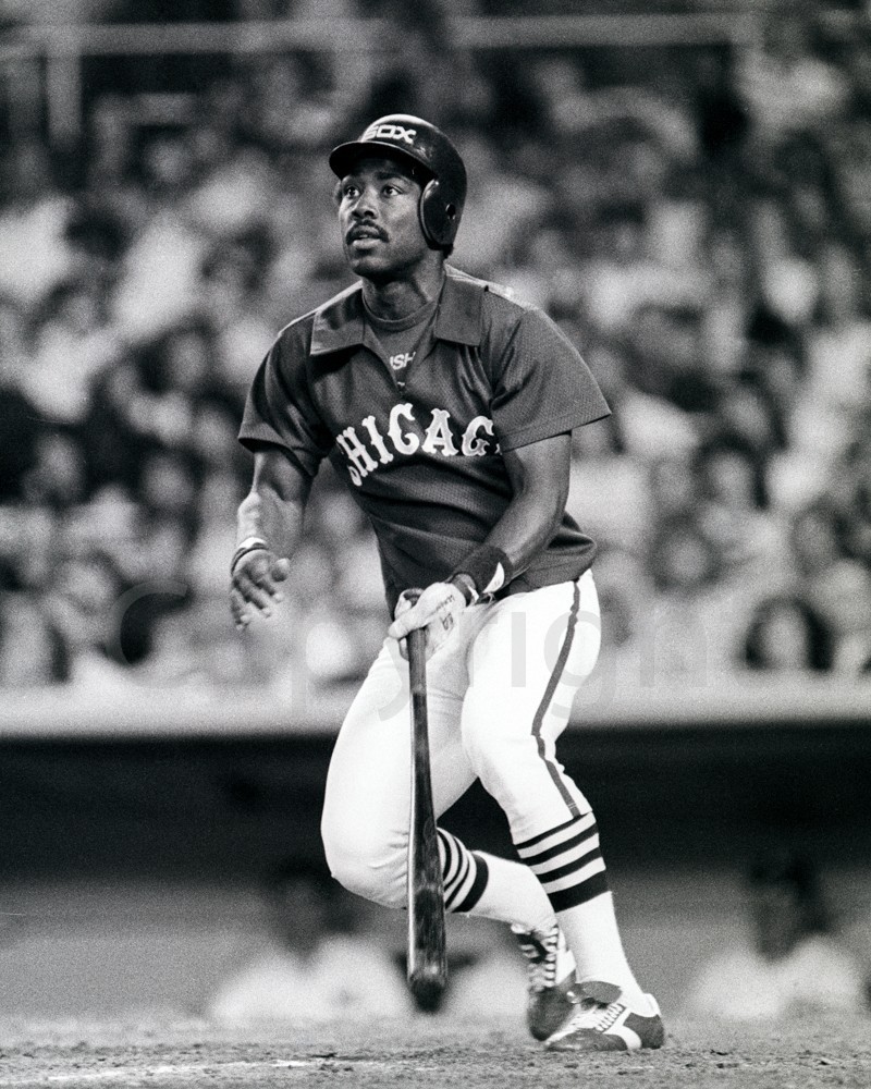 B&W 8×10 Photo Chicago White Sox legend Chet Lemon. (MR)