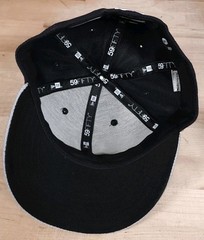 New York Yankees New Era 59 Fifty Mens Fitted Hat 6 5/8 Black and Gray
